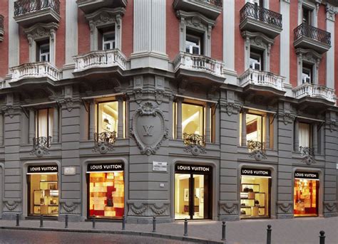 fendi napoli via filangieri|Negozio FENDI a NAPOLI in Via Gaetano Filangieri 24/25.